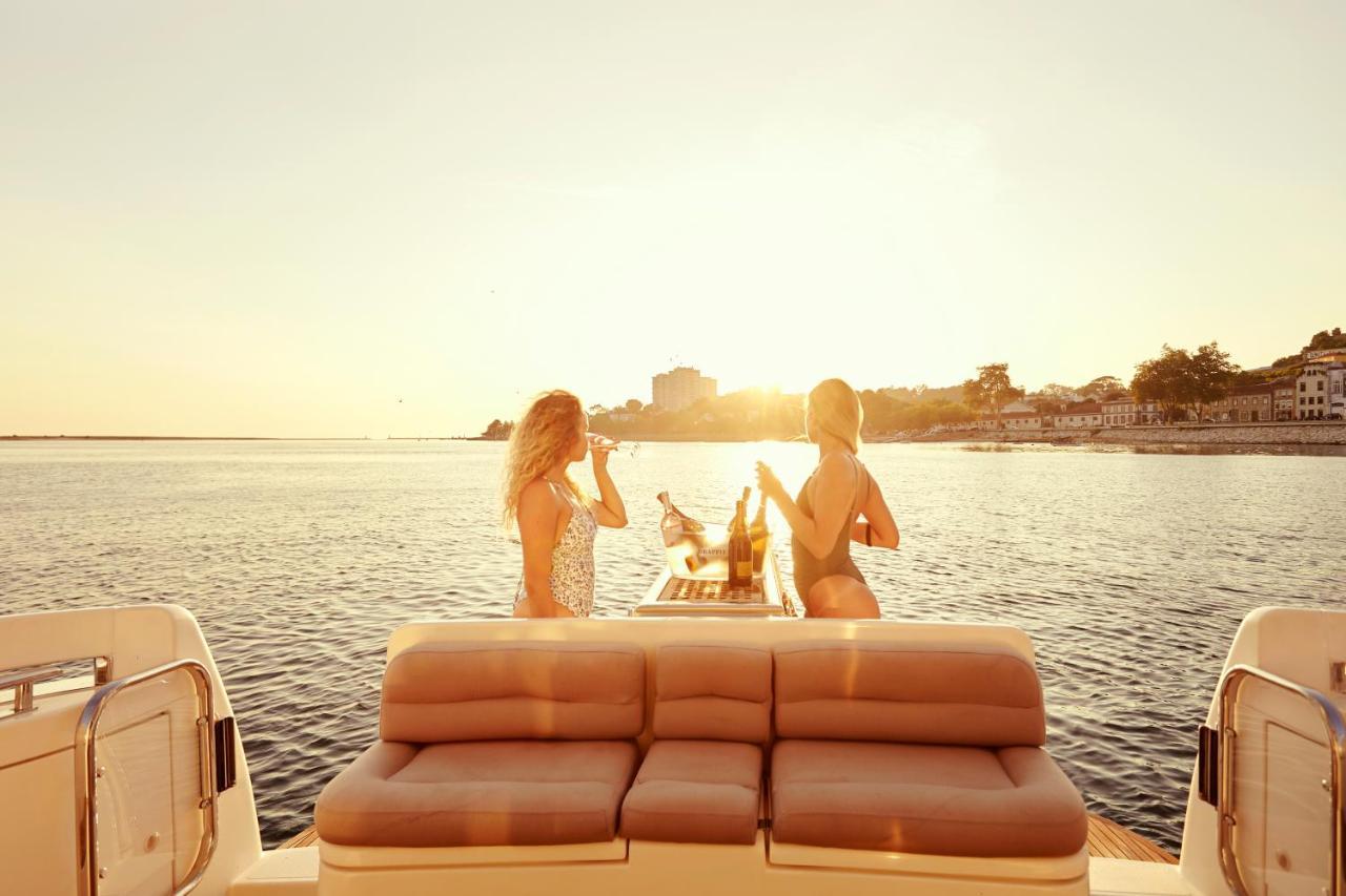 Porto Private Yacht- Accommodation Douro River Esterno foto