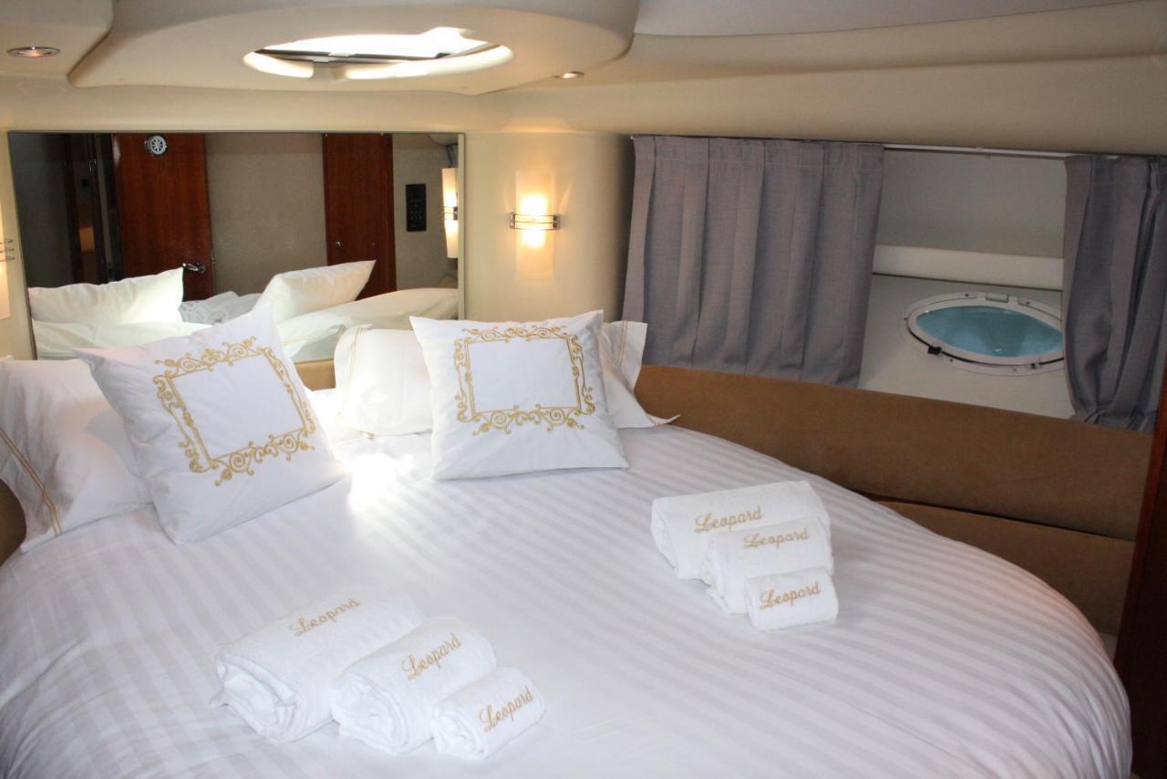 Porto Private Yacht- Accommodation Douro River Esterno foto