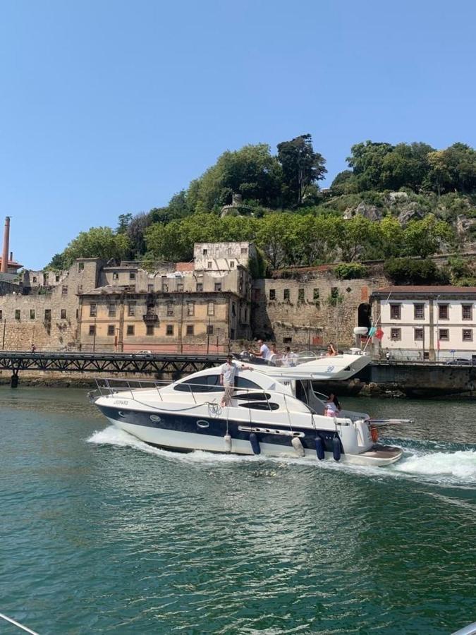 Porto Private Yacht- Accommodation Douro River Esterno foto